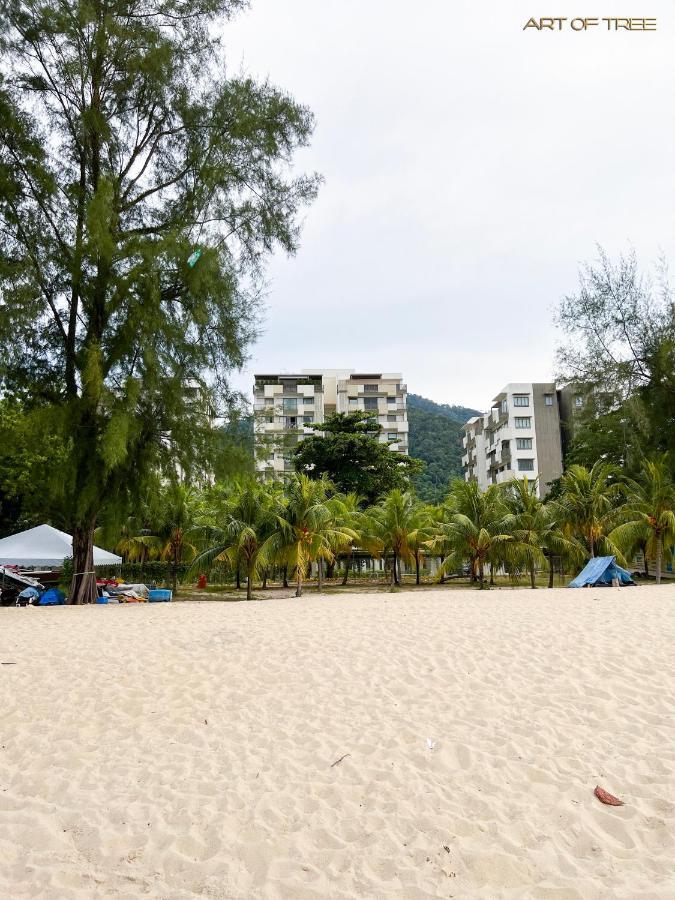 By The Sea Beachfront Designer Suites Penang - Managed By Art Of Tree Batu Feringgi Exteriör bild